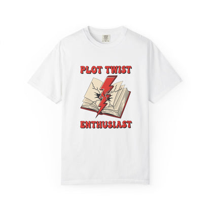 Plot Twist Enthusiast Book Lover T-shirt | Comfort Colors T-shirt