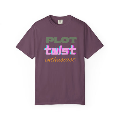 Plot Twist Enthusiast Book Lover T-shirt | Comfort Colors T-shirt