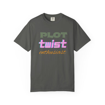 Plot Twist Enthusiast Book Lover T-shirt | Comfort Colors T-shirt